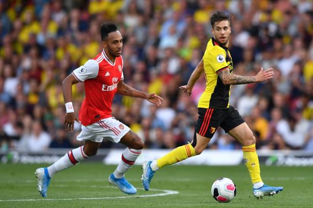 而且在进攻 而且在进攻