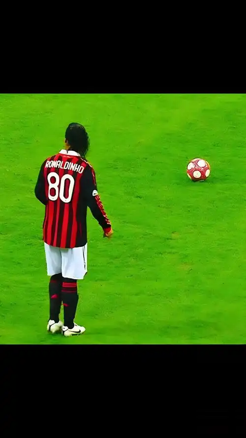 尤为突出 尤为突出