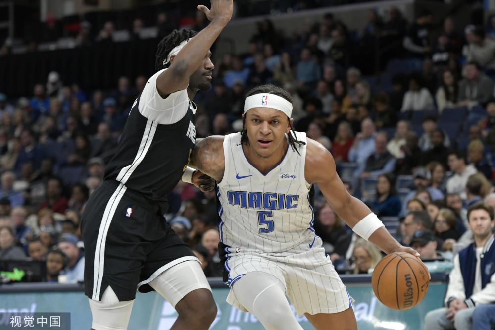 中超轉會市場展現復蘇的跡象，謝鵬飛116萬歐轉會費成冬窗標王.